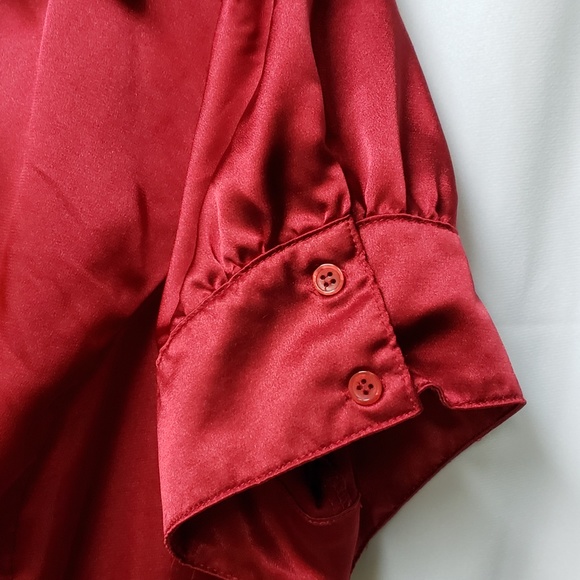 Beautiful Satin Red Colour Top - Picture 3 of 6